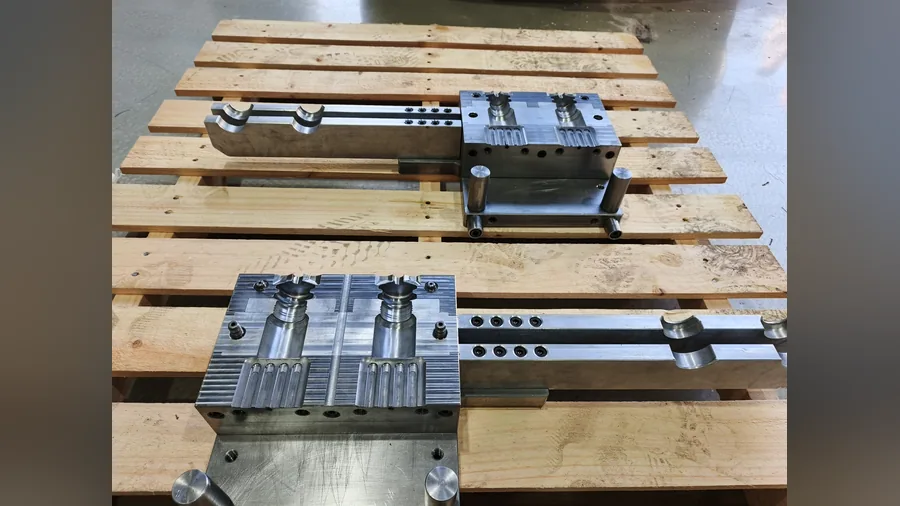 Extrusion blow molds built in Amman for production lines across Saudi Arabia and the GCC